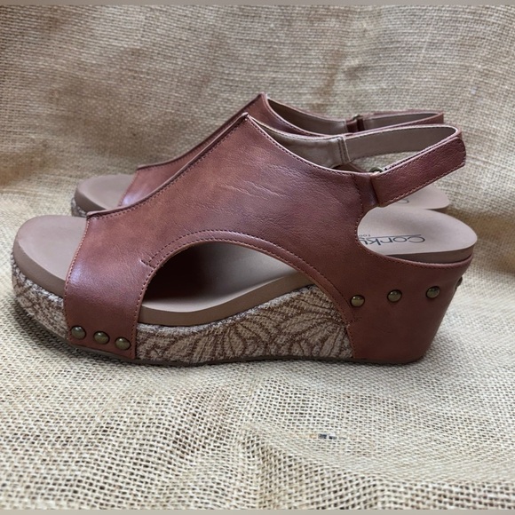 Corkeys Carley Wedges With Floral Accents - Picture 5 of 8